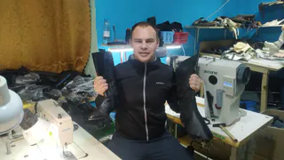 Как старая обувь превращается в новую: рассказывает профессиональный сапожник и мастер Кировской фабрики