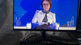 Величайшая денежная реформа: Набиуллина просит россиян готовиться к появлению новой валюты        