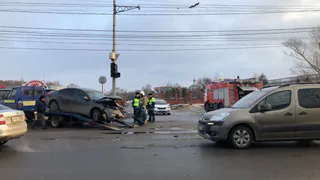 Серьезное ДТП на Московском шоссе - движение затруднено