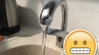 Наполняйте тазики: в понедельник отключат воду на двух улицах в Рязани