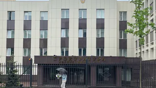 Прокуратура Сыктывкара следит за выплатами зарплаты в сети "Империя вин"