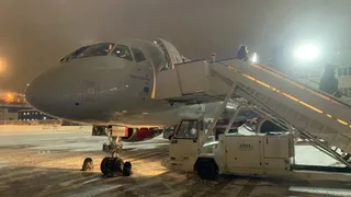 На рейсе Москва-Челябинск пассажир домогался до стюардессы