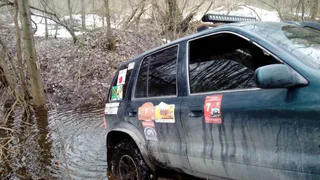 Рязанские экстремалы гоняют по болотам