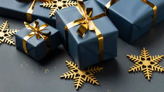 Большинство владимирцев покупают новогодние подарки заранее