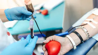 Срочно требуется помощь! Нижнекамцев призывают сдать кровь