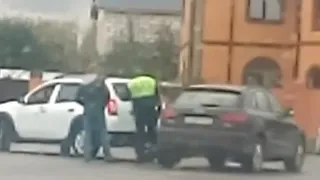 В ГИБДД прокомментировали видео с "сомнительным ДТП"