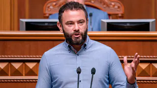 Убрать Зеленского предложил украинский депутат