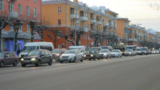 Движение в центре Рязани оказалось практически парализовано из-за ДТП на улице Вокзальной