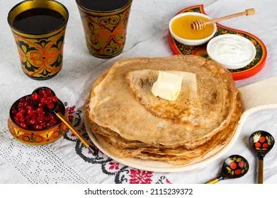 Названа самая любимая у россиян начинка для блинов