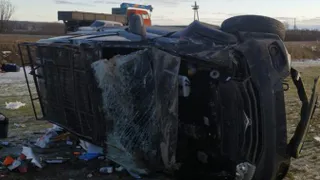 Серьезное ДТП под Рязанью: "УАЗ" вылетел в кювет и перевернулся