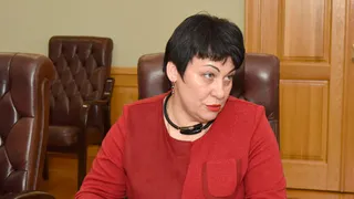 После увольнения экс глава администрации Выгоничского района Швецова  устроилась к своему другу Граборову