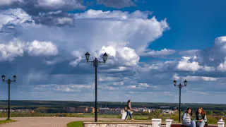 Деньги начали "гореть": россиян призывают спасать свои сбережения