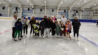 В пензенском ледовом комплексе «Хрустальный» прошло праздничное шоу для семей участников СВО