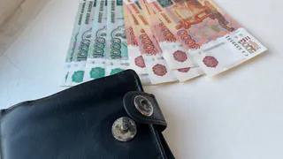 10 000 рублей к Новому году: всем россиянам на карты придёт очень приятный сюрприз к праздникам