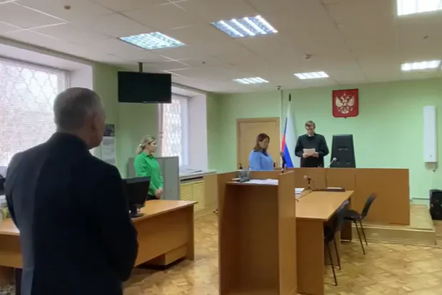 В Коми коллекционера радиоприборов наказали за контрабанду военной техники