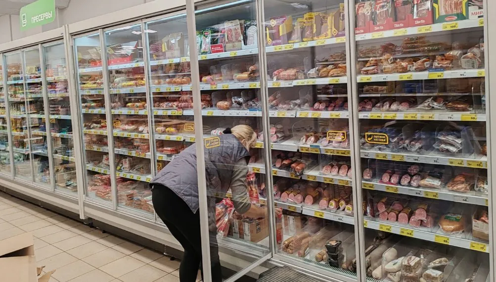 Отработала на мясокомбинате 19 лет и больше не хочу молчать: вот из чего делают фарш и колбасу - соя еще не самое страшное