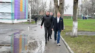 Мэр Денисов проконтролировал ход капремонта пензенских школ