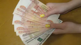 В брянском ТЦ «Куб» две продавщицы присвоили себе 750 тысяч рублей