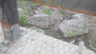 Народный контроль: на Мехзавода вандалы ломают ограду мостика