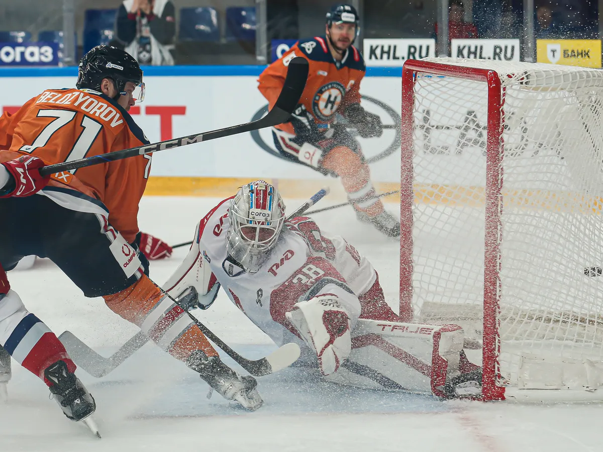 «Нефтехимик» вырвал победу у действующего чемпиона