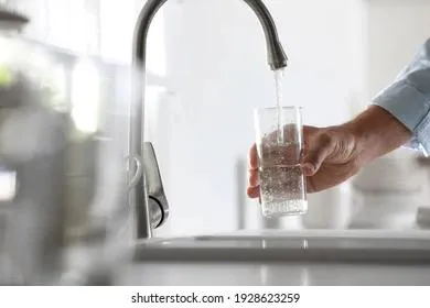 Эксперт рассказала, как понять, что в кране плохая вода