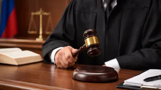 Жителя Камешкова осудят за ложное обвинение бывшей жены в краже 100 000 рублей