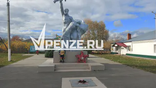 Под знаменем Победы. Фото памятника «на века» и бюсты героям локальных войн в Тамале