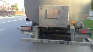 Рязанский грузовик проломил асфальт в Туле