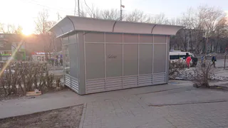 Ищите пути обхода: в Роще "воткнули" киоск прямо посередине тротуара