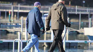 С какого возраста человека считают пожилым, рассказала эксперт