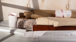 Остатки обоев на вес золота: 5 неочевидных способов использования после ремонта – их мало кто знает