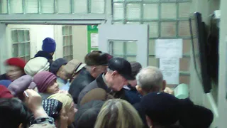 Из-за огромных очередей рязанцы несколько месяцев не могут попасть к врачу