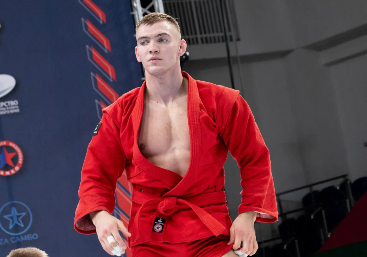 Пензенец Илья Затылкин поднялся на высшую ступень пьедестала почета на Кубке России по самбо