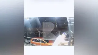 Осторожно, Халк: в рязанском ЖК выломали дверь в подъезд