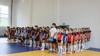 Юные волейболисты Коми начали борьбу за звание сильнейшей команды