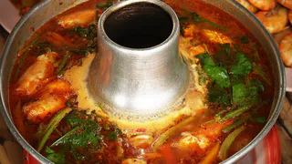 Как избавиться от излишнего жира в супе с помощью кубика льда