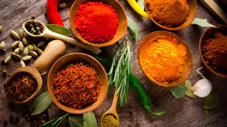 Медик назвал приправы, которые могут продлить жизнь на 5-10 лет