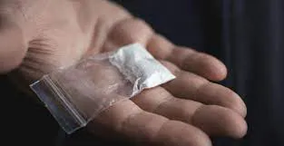 17-летнего зареченца задержали за попытку сбыть наркотики в крупном размере