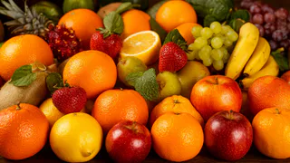 Вместо яблок и груш: этот фрукт в 100 раз полезнее, защита сердца, подарок для кожи и глаз