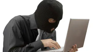 Нижнекамец хотел купить пистолет, но нарвался на мошенника