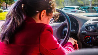 В Госдуме предложили ужесточить наказание за торговлю поддельными правами