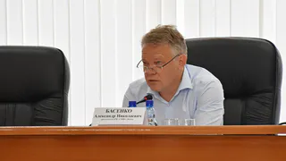 Глава Пензы Александр Басенко предложил перевоспитывать трудных подростков при помощи труда