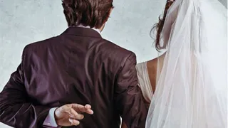 Прокуратура требует расторгнуть фиктивный брак в Брянске