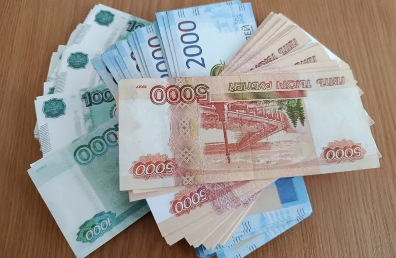 Прессовщик из Радужного отсудил 1 миллион рублей у работодателя за травму руки