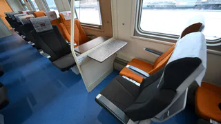 Пассажиры поезда Сыктывкар – Усинск получили современные сидячие вагоны