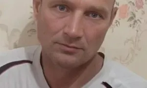 В Магнитогорске пропал 41-летний мужчина в футболке в полоску бело-синего цвета 