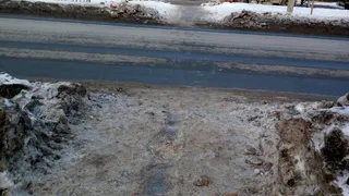 В Рязани очистили дорогу от снега после жалобы горожанки