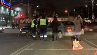 На Есенина в Рязани две легковушки попали в ДТП