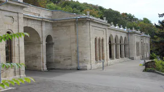 Нальчик неожиданно затмил Приэльбрусье — туристы спешат дальше и многое упускают: вот что скрывает город