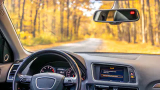 Теперь штрафуют не только за ремень и телефон: с августа видеорегистратор тоже под контролем — рассказываем о нюансах